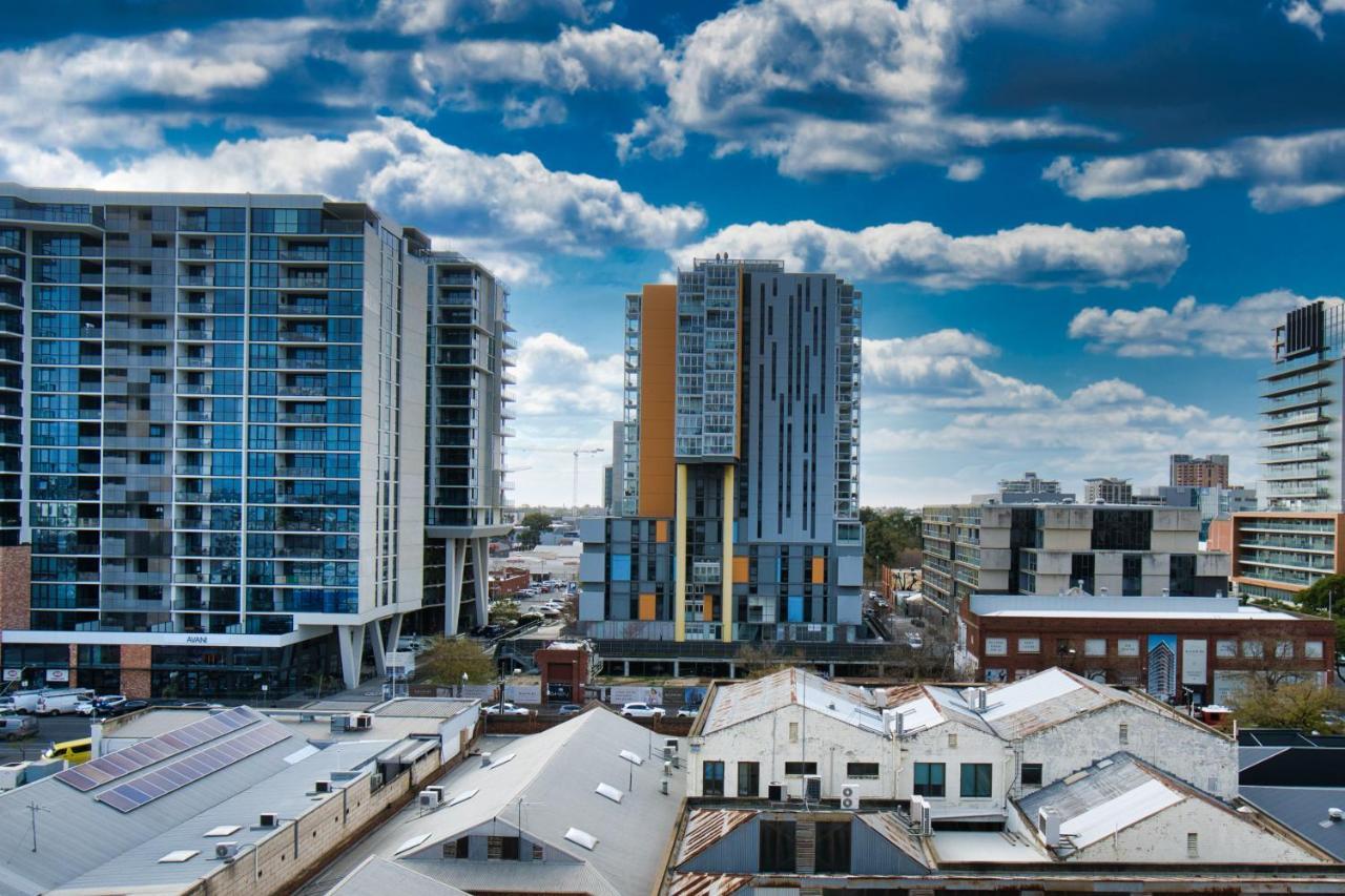 Modern 2 Bedroom - Cbd * Adelaide